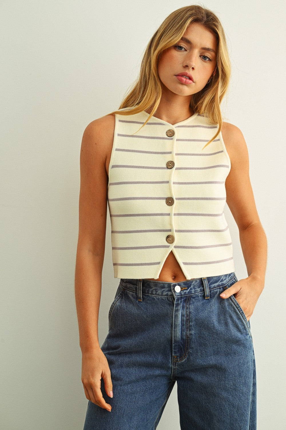 Metal Button Detail Stripe Pattern Knitted Vest