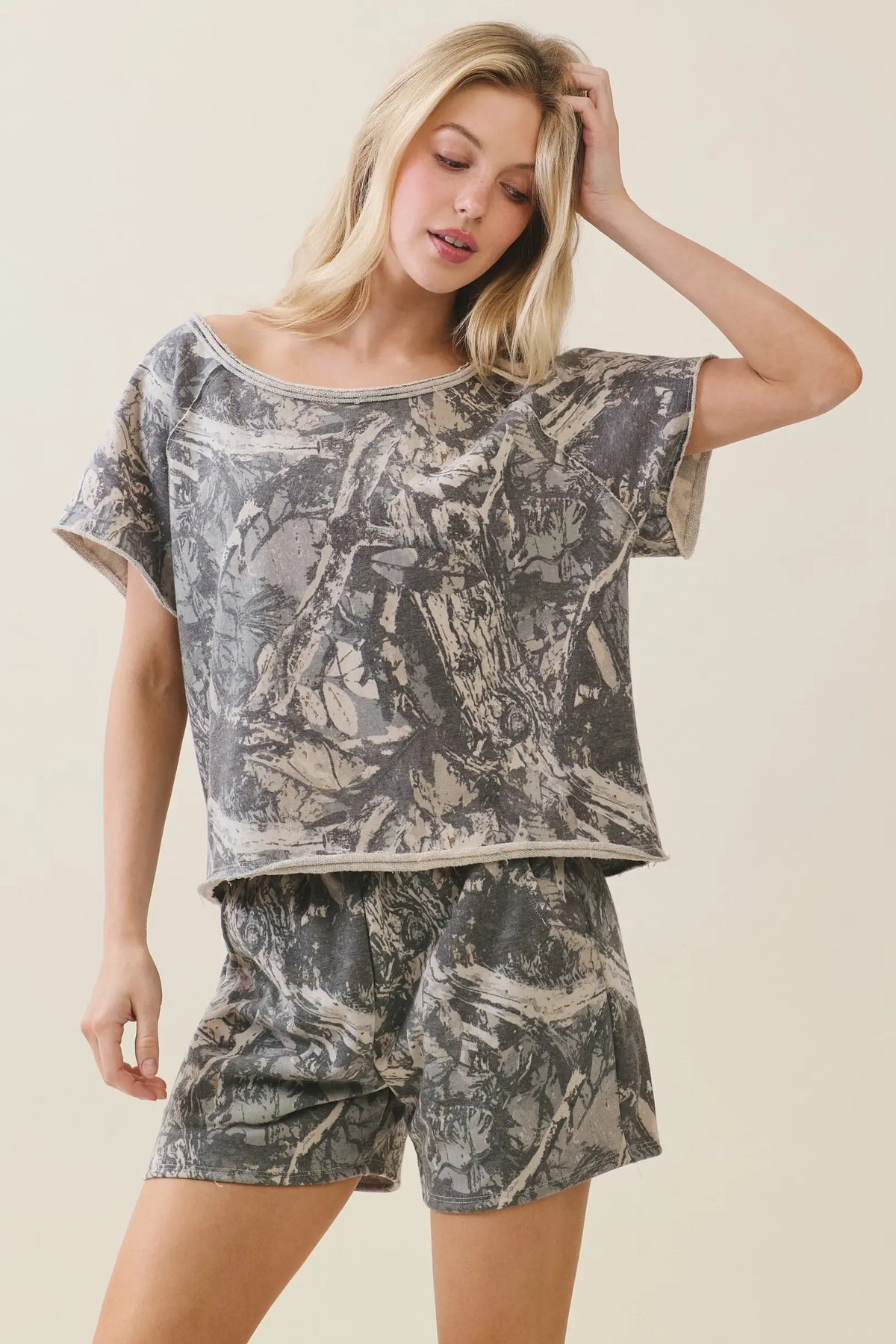 Camouflage Off the shoulder Top