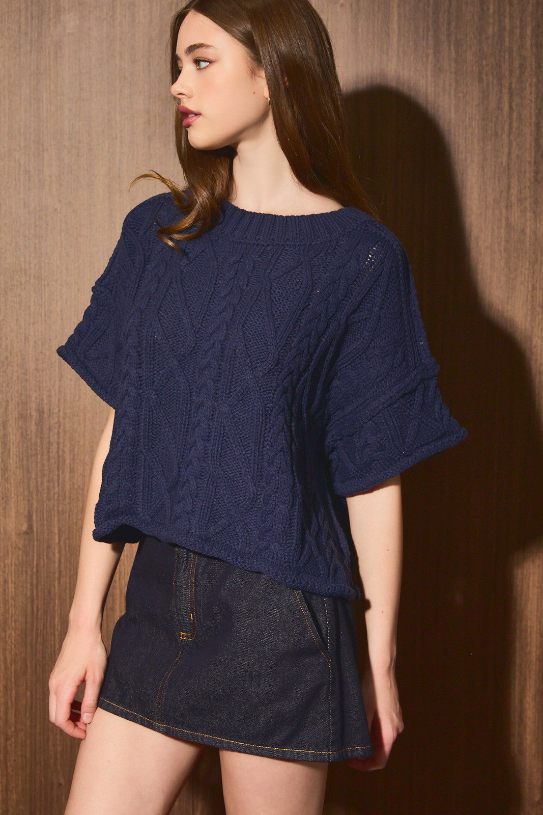 Round Neck Short Sleeve cable knit sweater