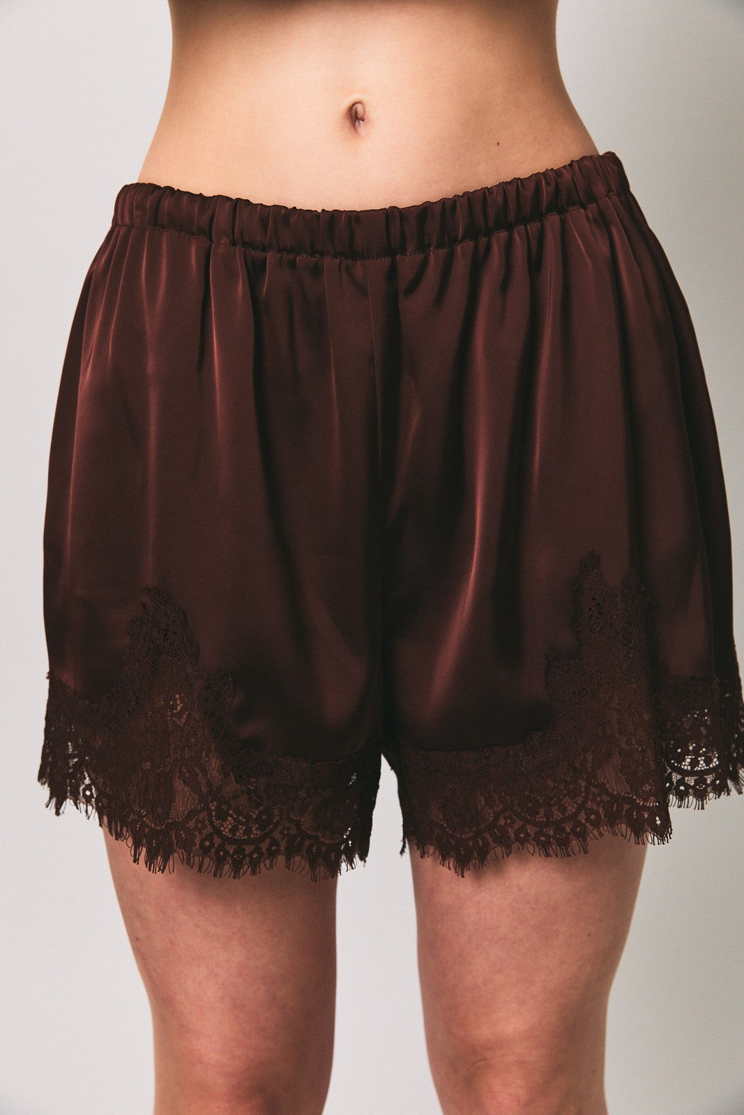 Brown Elastic Waist Mid Rise Lace Trim Shorts