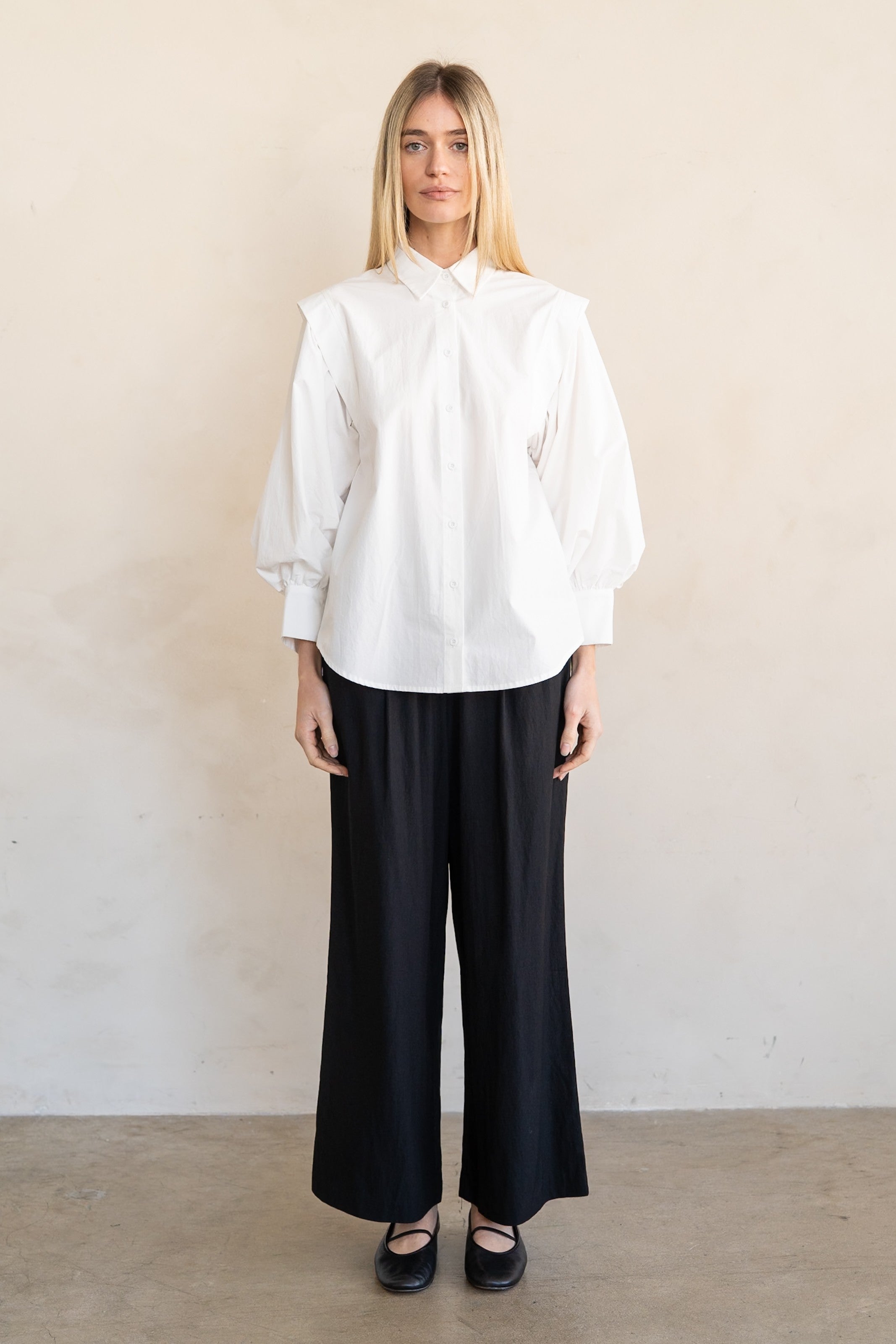 Pleat Shoulder Balloon Sleeve Blouse