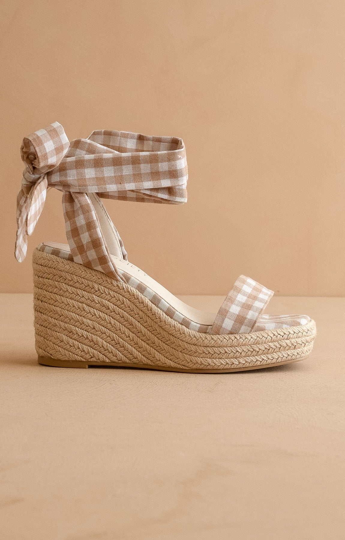 Gingham Wrap Wedge