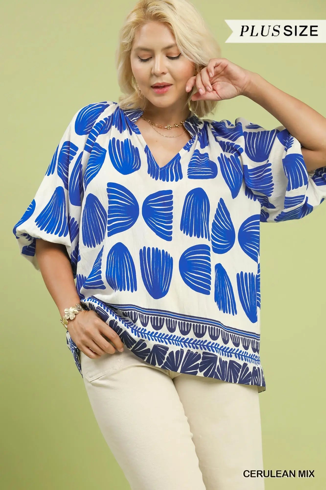 Shell Block Border Print V-Neck Blouse