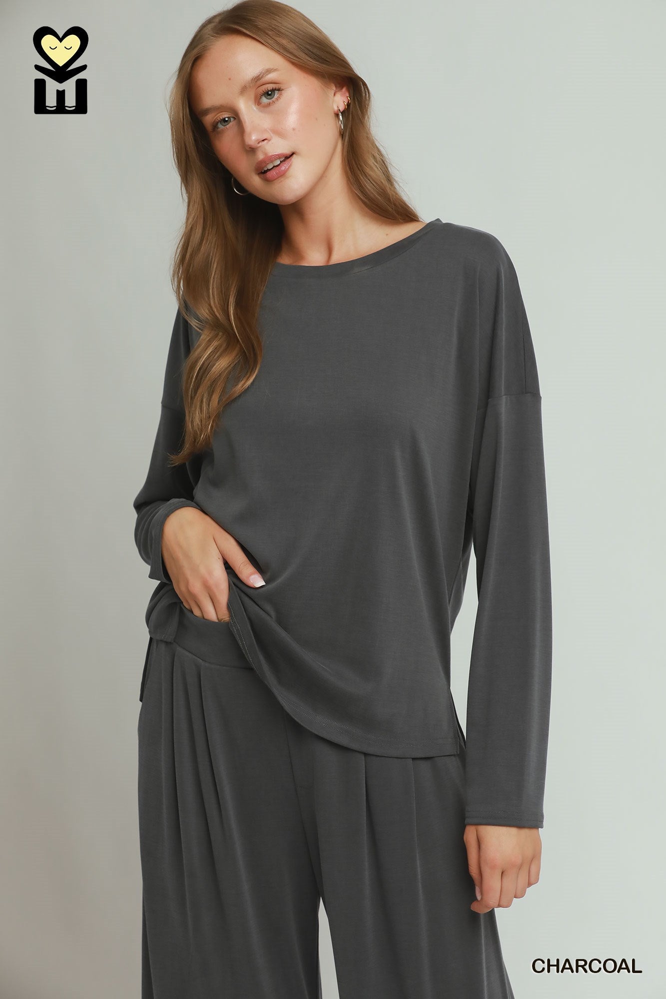 Viscose Blend Round Neck Long Sleeve With Back Box Pleat
