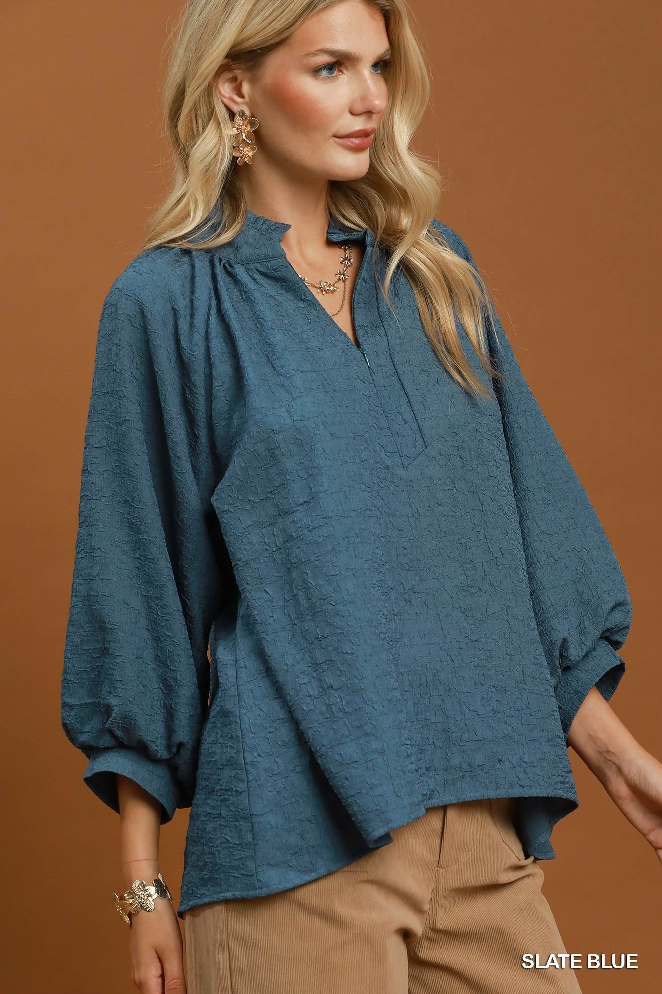 Textured Split Neck Balloon Sleeve Blouse