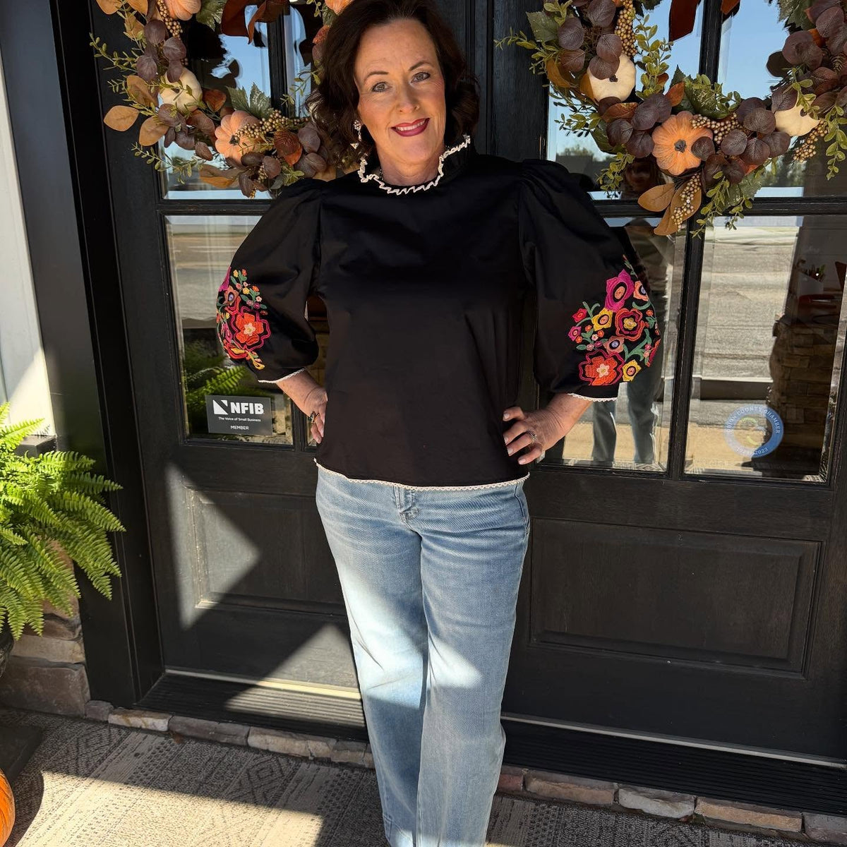 Embroidered Flower top 3/4 sleeves