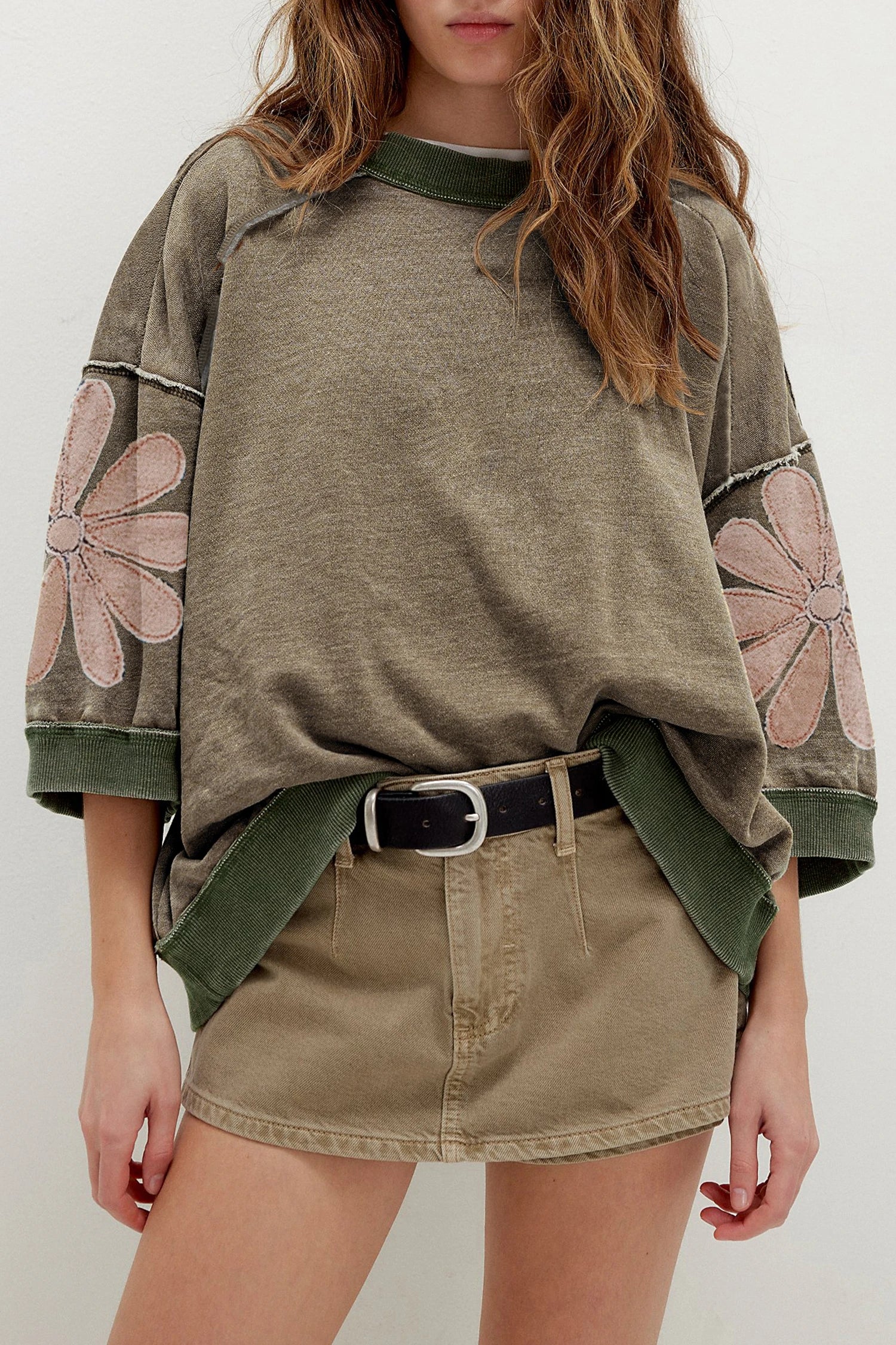 Mineral Wash Raw Seam Patchwork Flower Patched 3/4 Sleeve Oversize Top