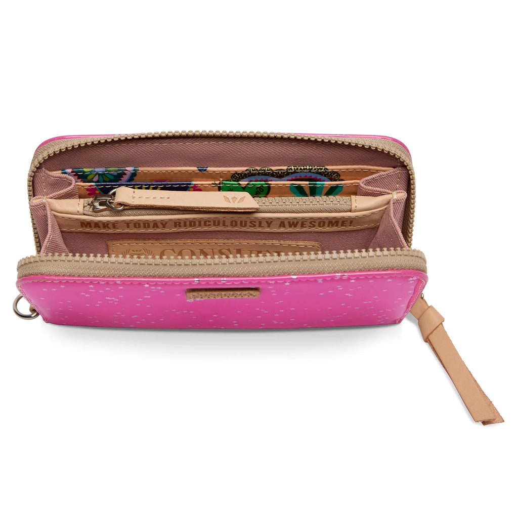 Essential Wallet, Berry