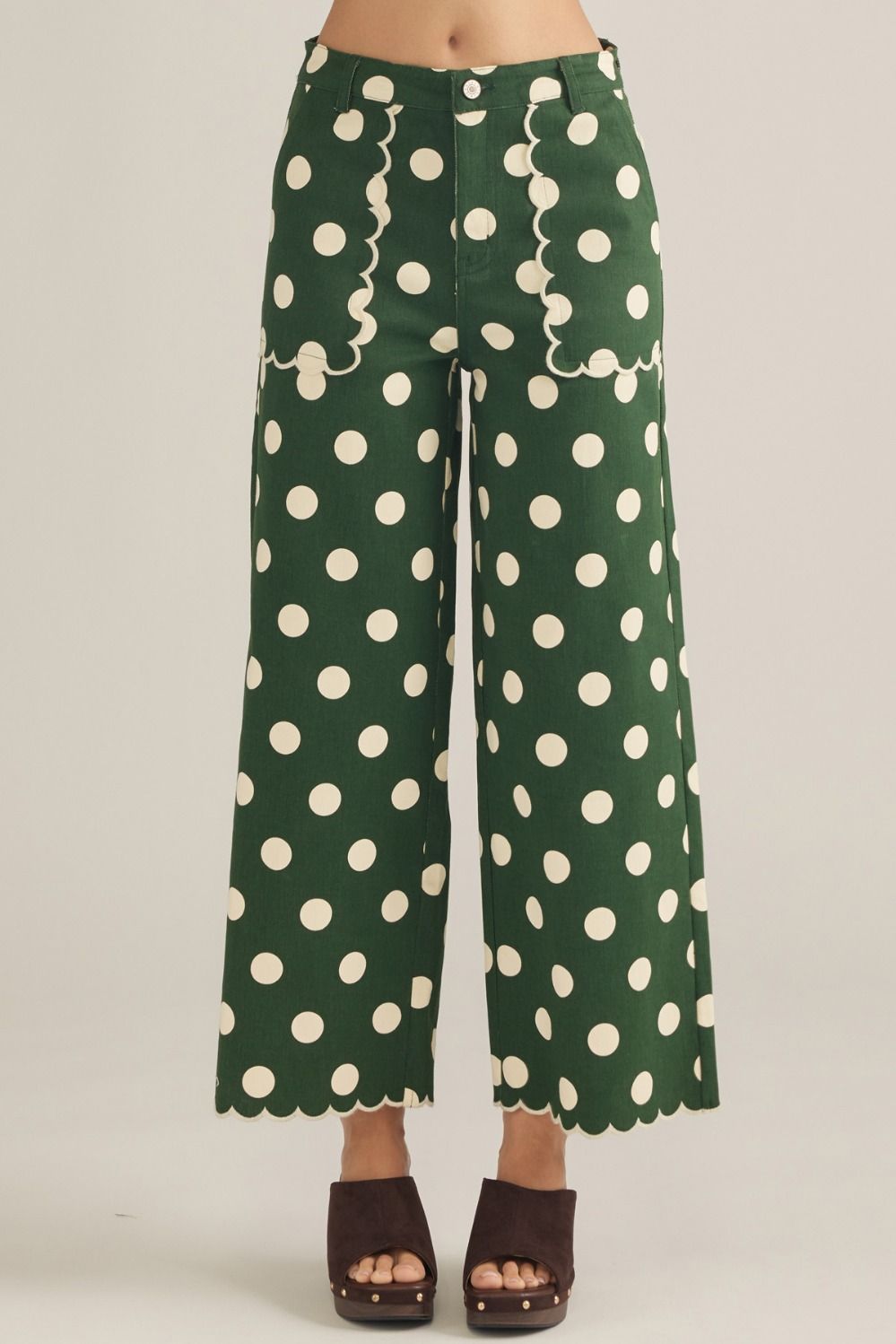 Dot your way! Wide leg pants